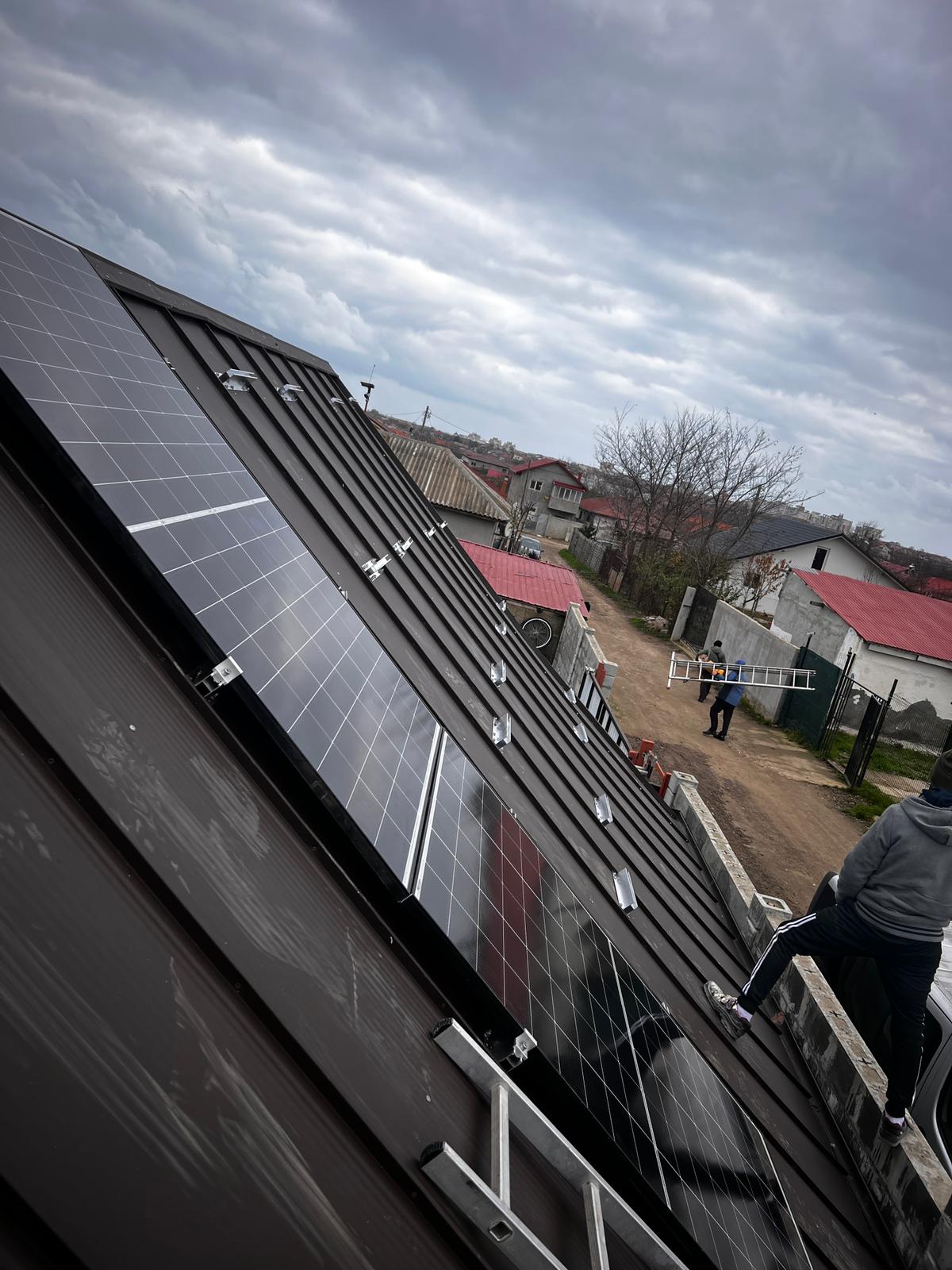 Instalație Vilă Modernă 15 kW